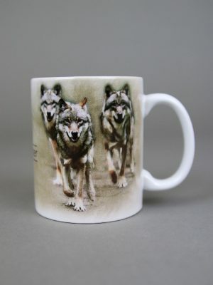 Wolfcenter, Onlineshop, Souvenirs, Tassen & Becher, laufende Wölfe, weiß